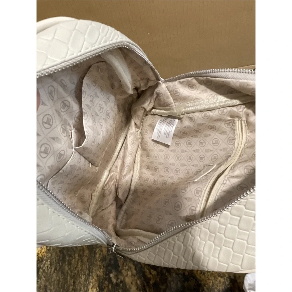 NWT London Fog Backpack Beige zipper front‎ pocket, Inside zipper & Slip pockets